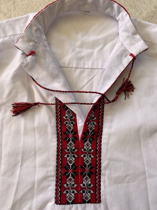 Недорого! Вишиванка. Ручна вишивка! Красива Вишита сорочка.122см.6р.