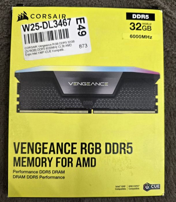 Corsair 32 GB (2x16GB) DDR5 6000 MHz Vengeance RGB
