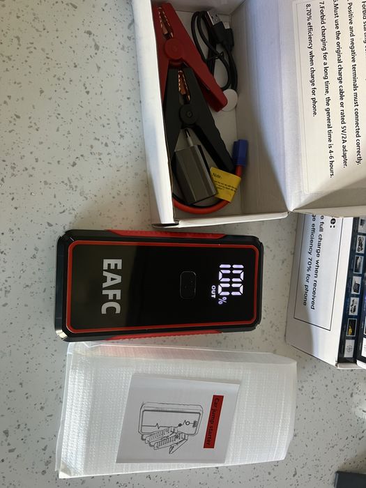 Booster para bateria de carro / barco/ mota / 2000 Amperes , Novos