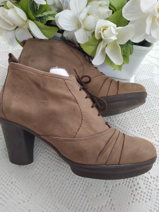 Botas / Botins castanho claro, trendy style - Dysfunctional - Tamanho 38