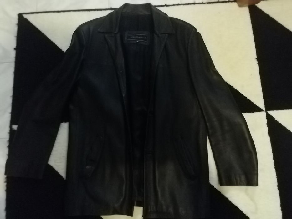 Vendo casacos de pele