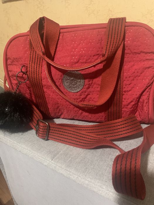 Сумка жіноча Kipling .