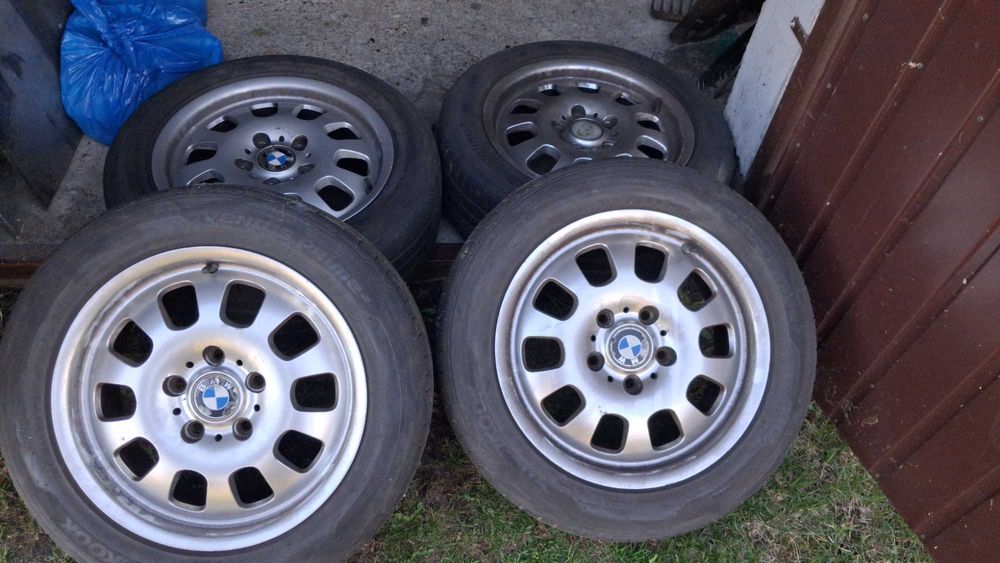 Alufelgi BMW 16" z oponami letnimi Hankook