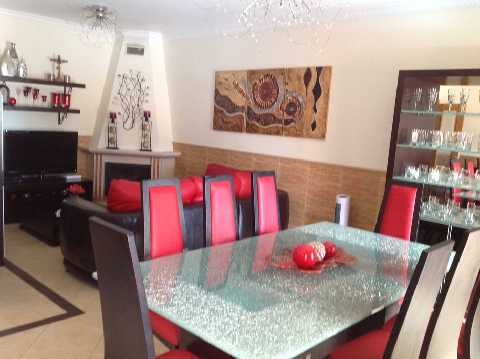 moradia c/piscina privada Armaçao pera/Algarve/550metro ditancia praia