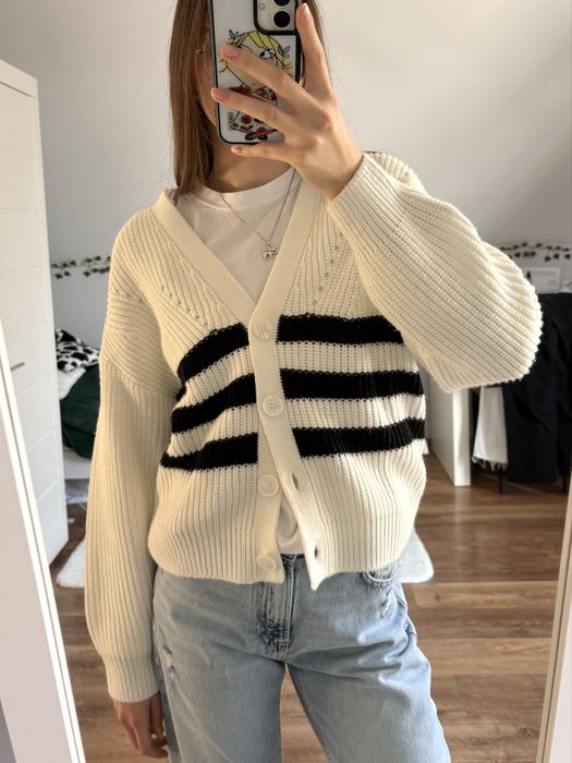 Biały/kremowy śliczny sweter kardigan w czarne paski Sinsay S