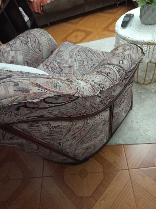 2 sofás tipo cadeirão