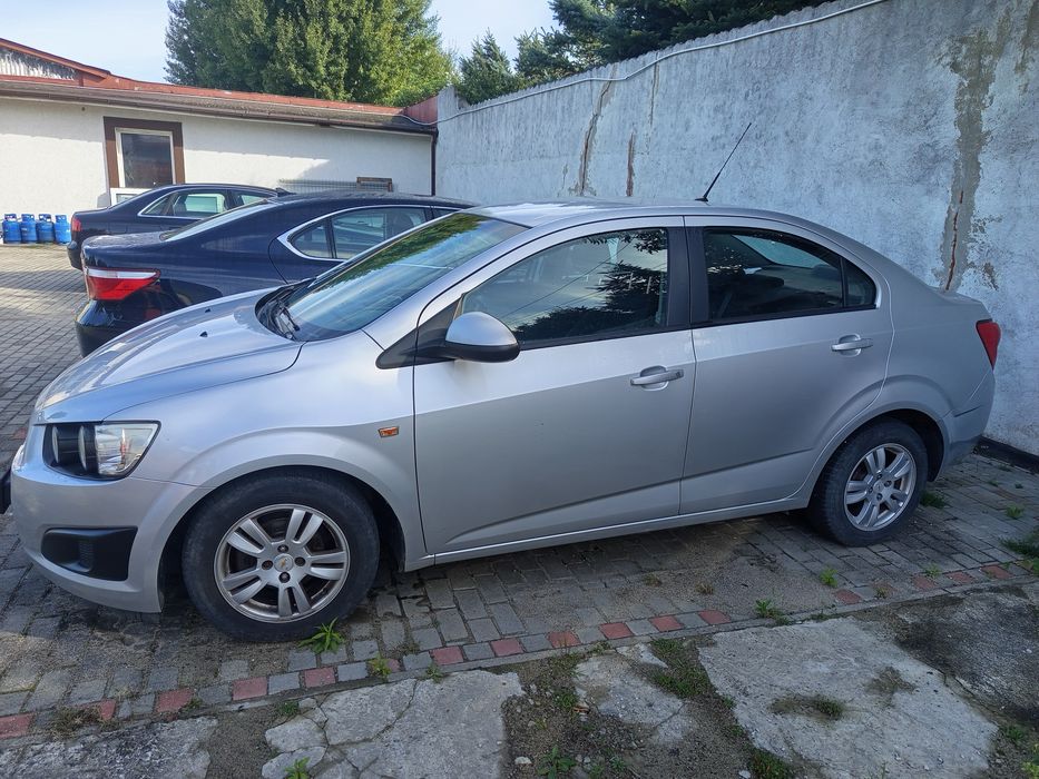 Sprzedam Chevrolet Aveo T 300