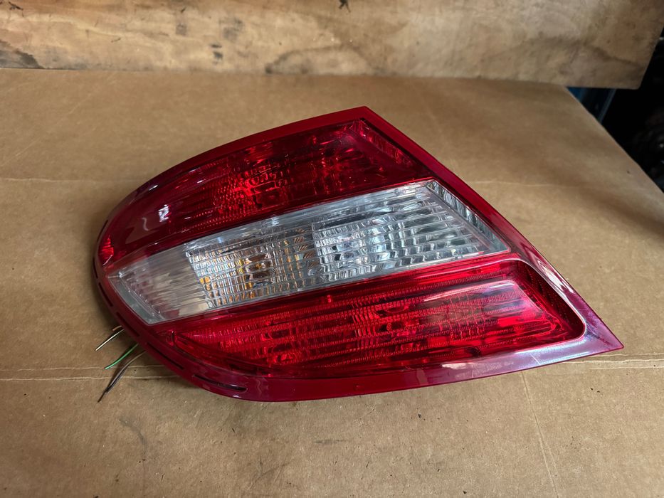 Farolim Tras Esquerdo Mercedes W204 C200 C220 SEDAN