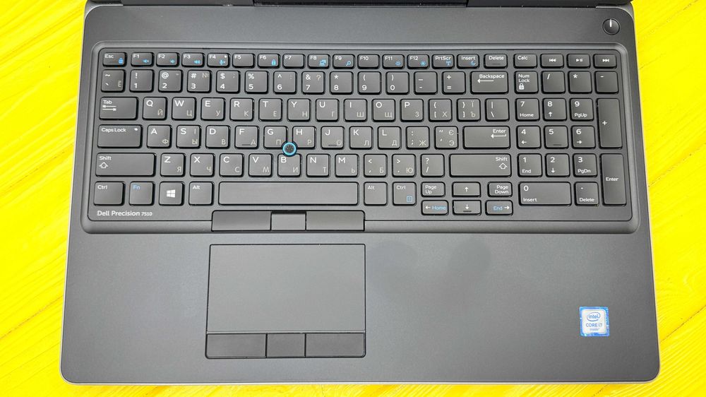 РОЗПРОДАЖ!  Недорогий Ігровий Ноутбук Dell Precision 7510 /Quadro M1000 2 GB