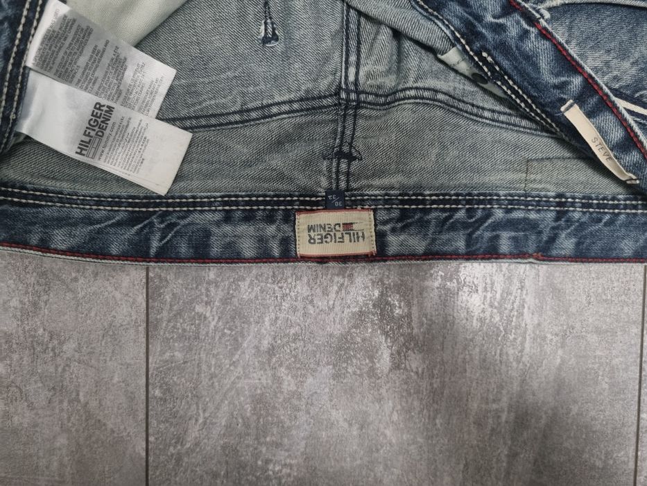 Tommy Hilfiger Jeans z Rozdarciami Wysoki Stan
