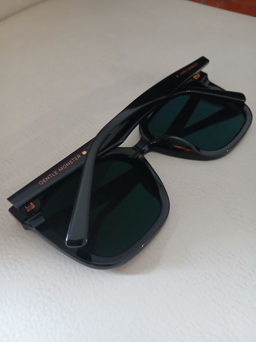 Óculos de sol GENTLE MONSTER modelo (her)