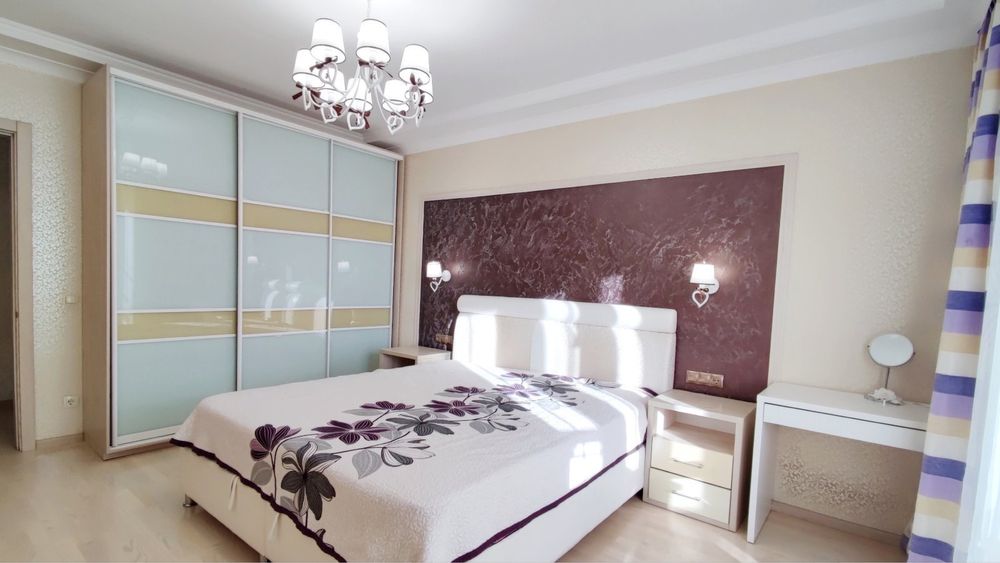 Продаж вул. Дениса Рачiнського,25А. 15 хв Метро