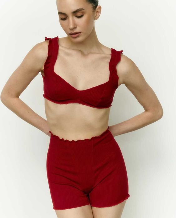 Топ і шорти – домашній одяг, білизна