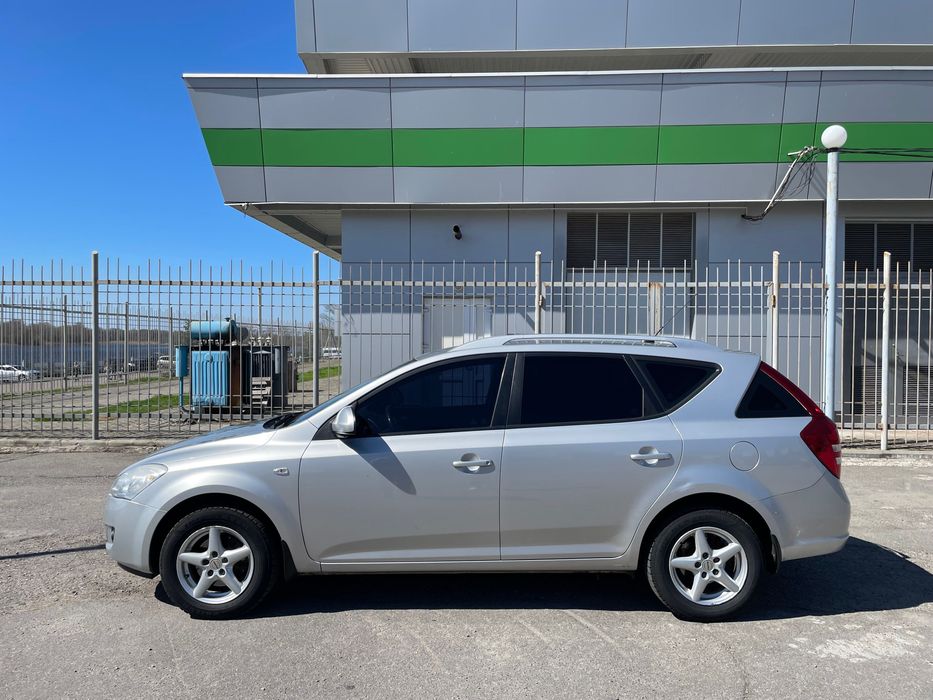 Продам Kia Ceed 2009 року