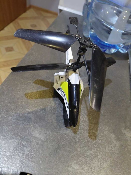 Zdalnie sterowany helikopter SilverLit
