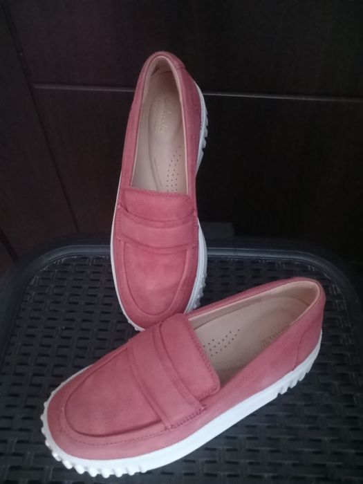 Продам новые туфли из нубука р 37.