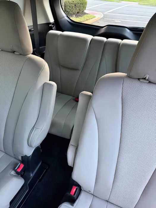 Mazda 5      2014