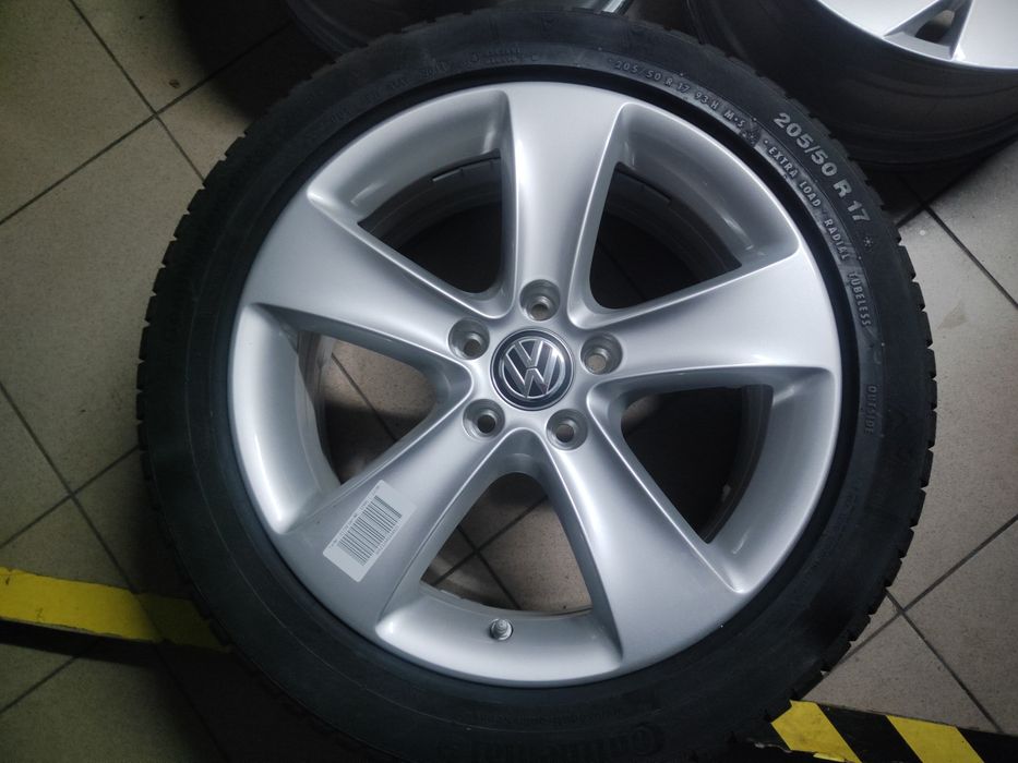 Felgi Aluminiowe Passat CC 17 Cali Komplet Nowe Oryginalne