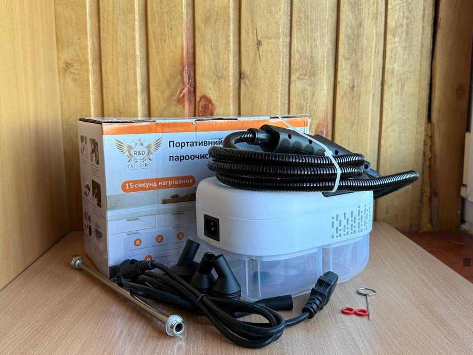 Потужний пароочисник 2500 вт з 8 насадками дезінфектор / Акція