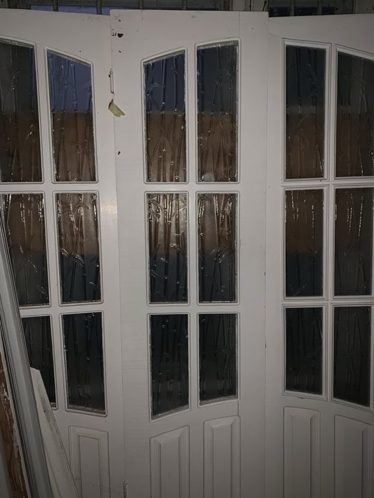 Продам двері деревʼяні, бувші у вжитку