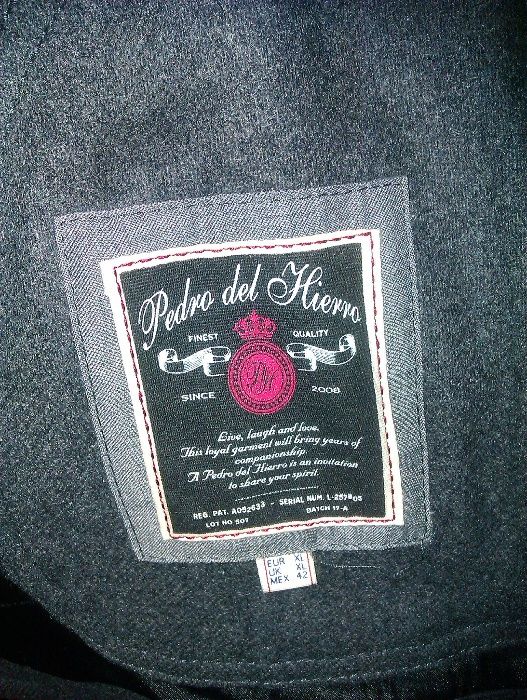 Casaco Pedro del Hierro - impecável