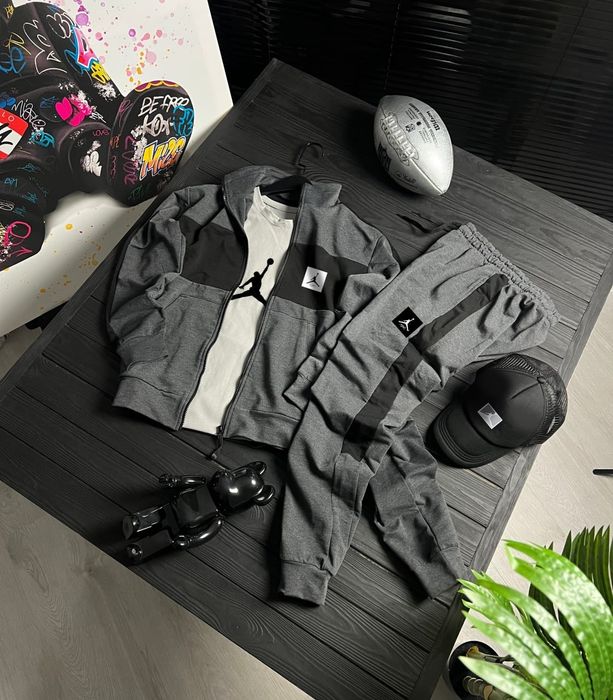 Костюм Jordan 4в1 олімпійка+штани+футболка+тракер