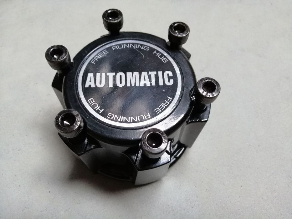 Cubos Cubo de tracção automático Nissan Navara D22
