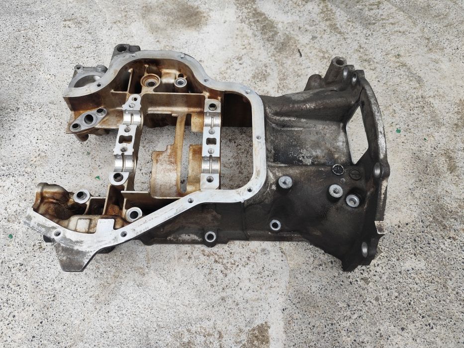 Колінвал Toyota Kamry 30.  2.4