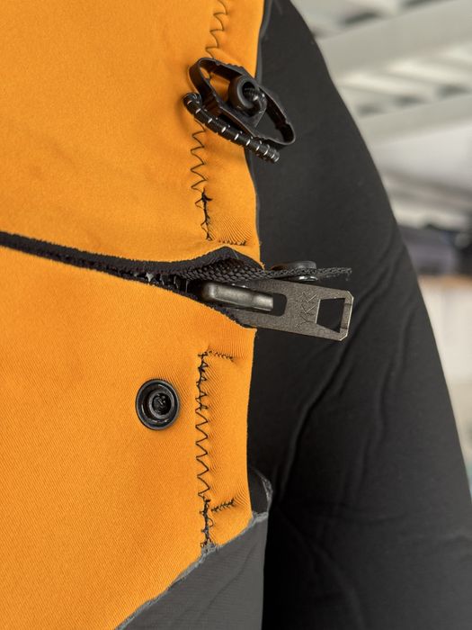 Fato de surf Deeply 4/3 chest zip