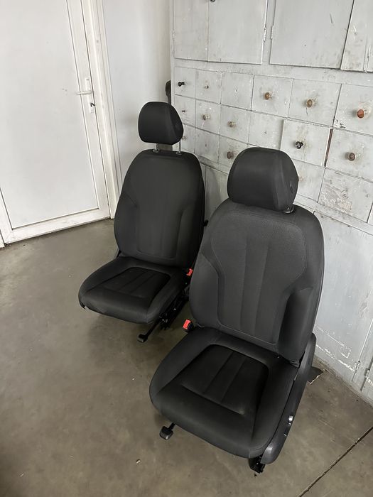Сидіння BMW G30