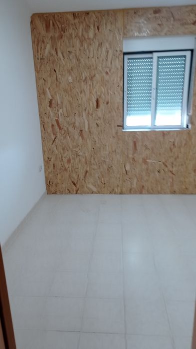 Arrenda se T2 600€