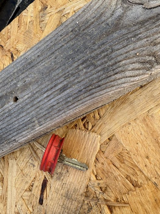 Hak do auta sprawny z tabliczką