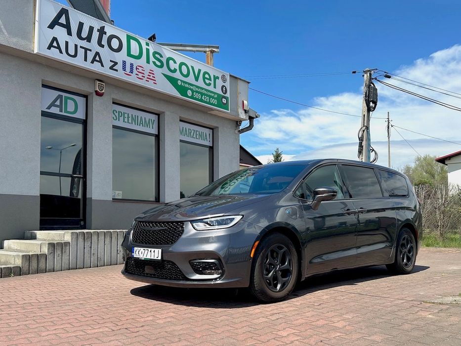 Chrysler Pacifica eHybrid Limited S Appearance PHEV /bi-LED /H-K. /panorama /ACC /k360