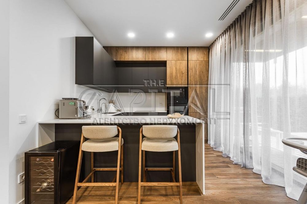 Будинок 4 кім., 180 м² у Вишгороді, котеджне містечко