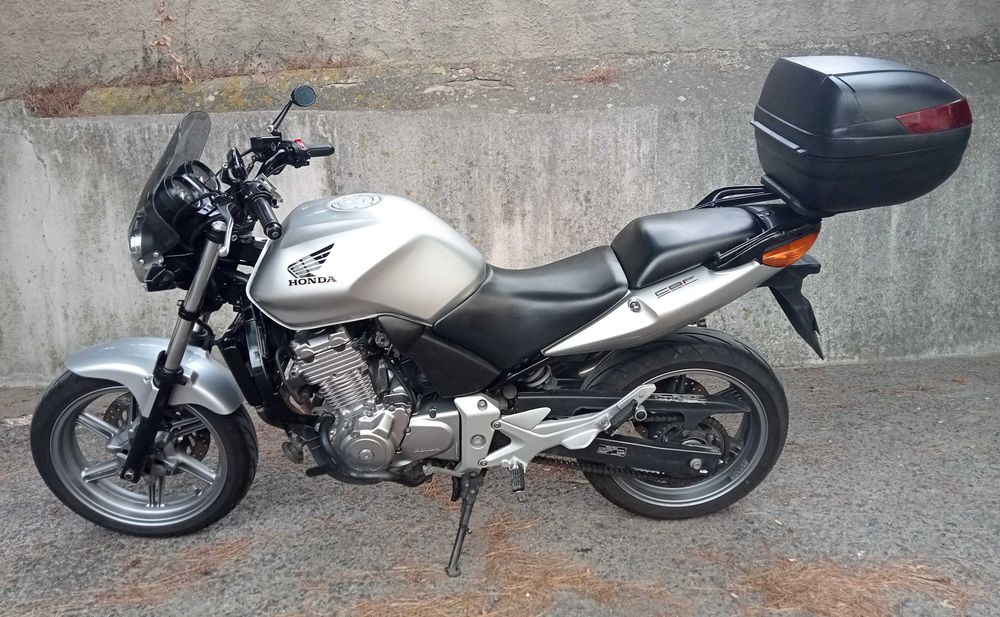 CBF 500 Impecável