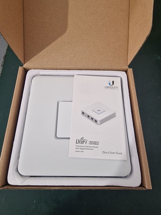 Uniquiti Unifi USG - Novo