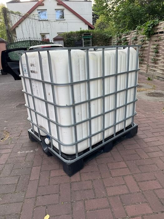Mauzer 1000 l zbiornik