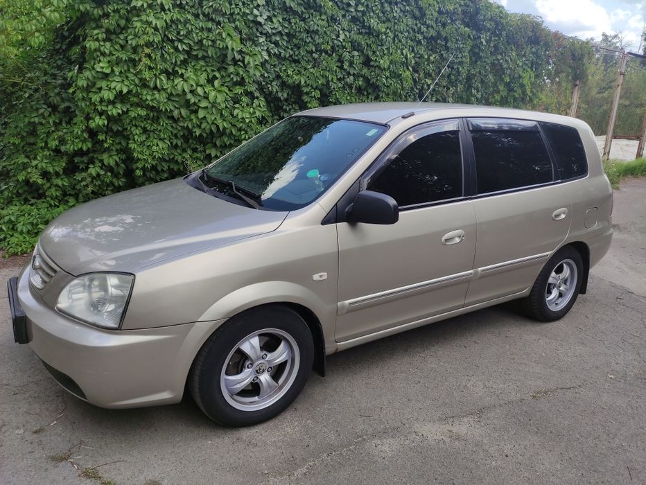 Продам автомобіль KIA CARENS 2006