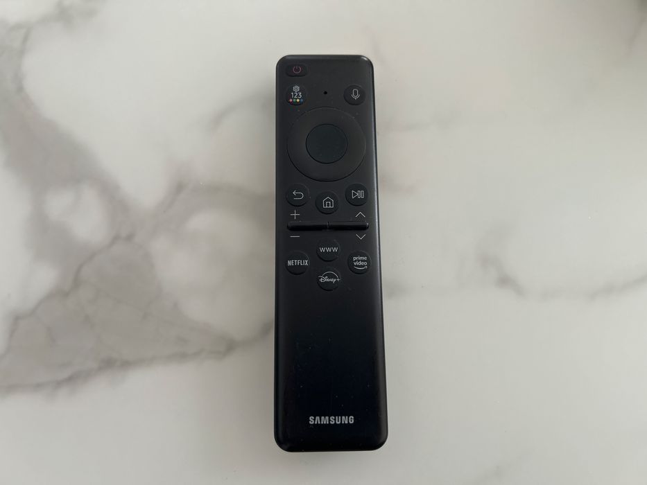 Samsung 65" QLED jak nowy – gwarancja ekran + zasilacz – 3000 zł