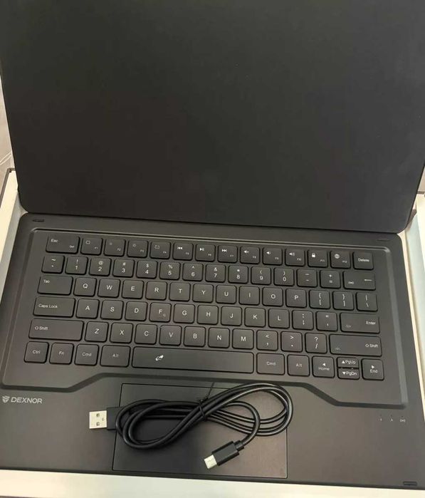 Capa com teclado Samsung Book Cover Galaxy Tab S9 Ultra de 14,6" Preta