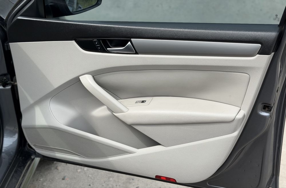 Volkswagen Passat B7 NMS