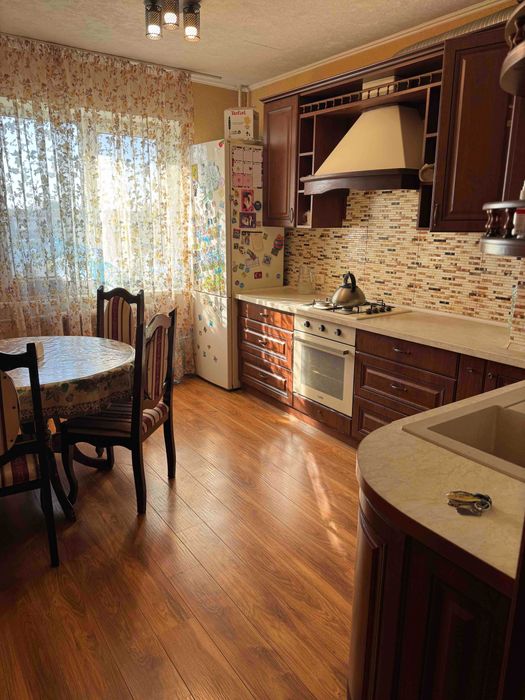 Продам 3 ком квартиру с гаражом и кладовкой. Можно по сертификату!