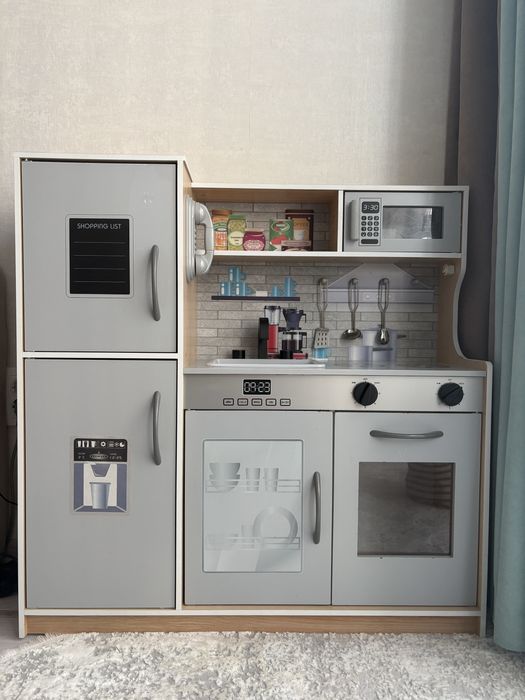 Дитяча кухня деревʼяна