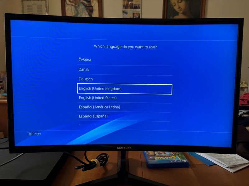 PS4 Slim Consola + Jogo Crash Bandicoot