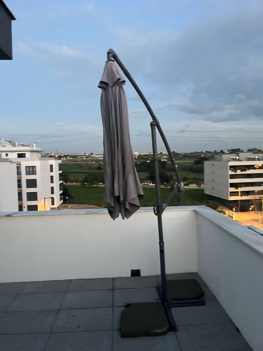 Gurda sol de piscina e jardim