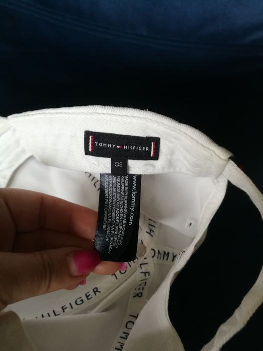 Tommy hilfiger biala czapka z daszkiem wiosna lato must have 2025