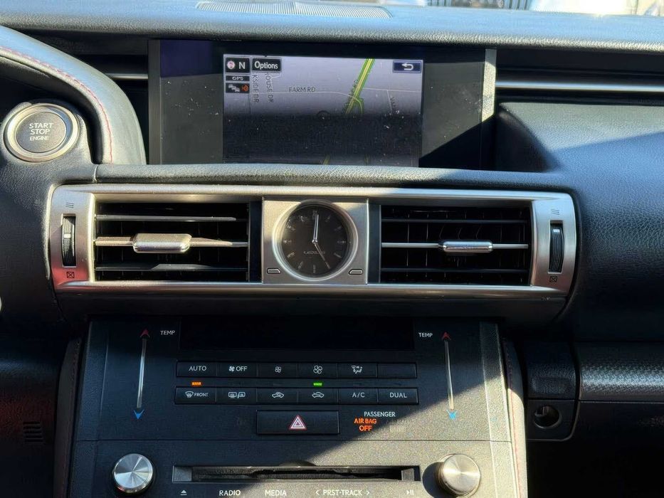 Lexus IS 200t      2016