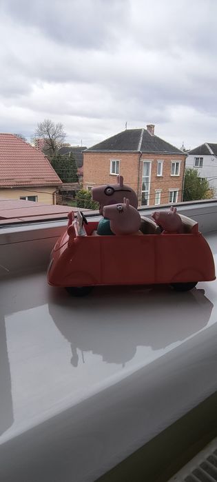 Машинка свинки пепи