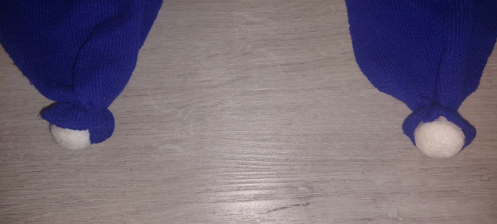 Szalik dziecięcy niebieski z białymi kulkami 82 cm