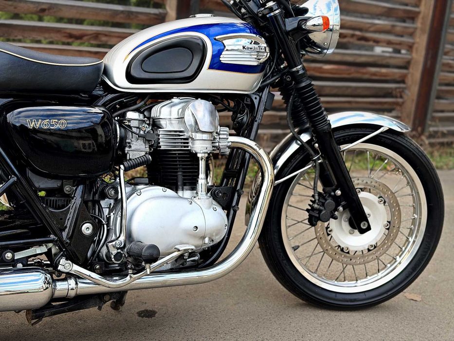 Kawasaki W650 2000 року, 1,3 тис. км пробігу